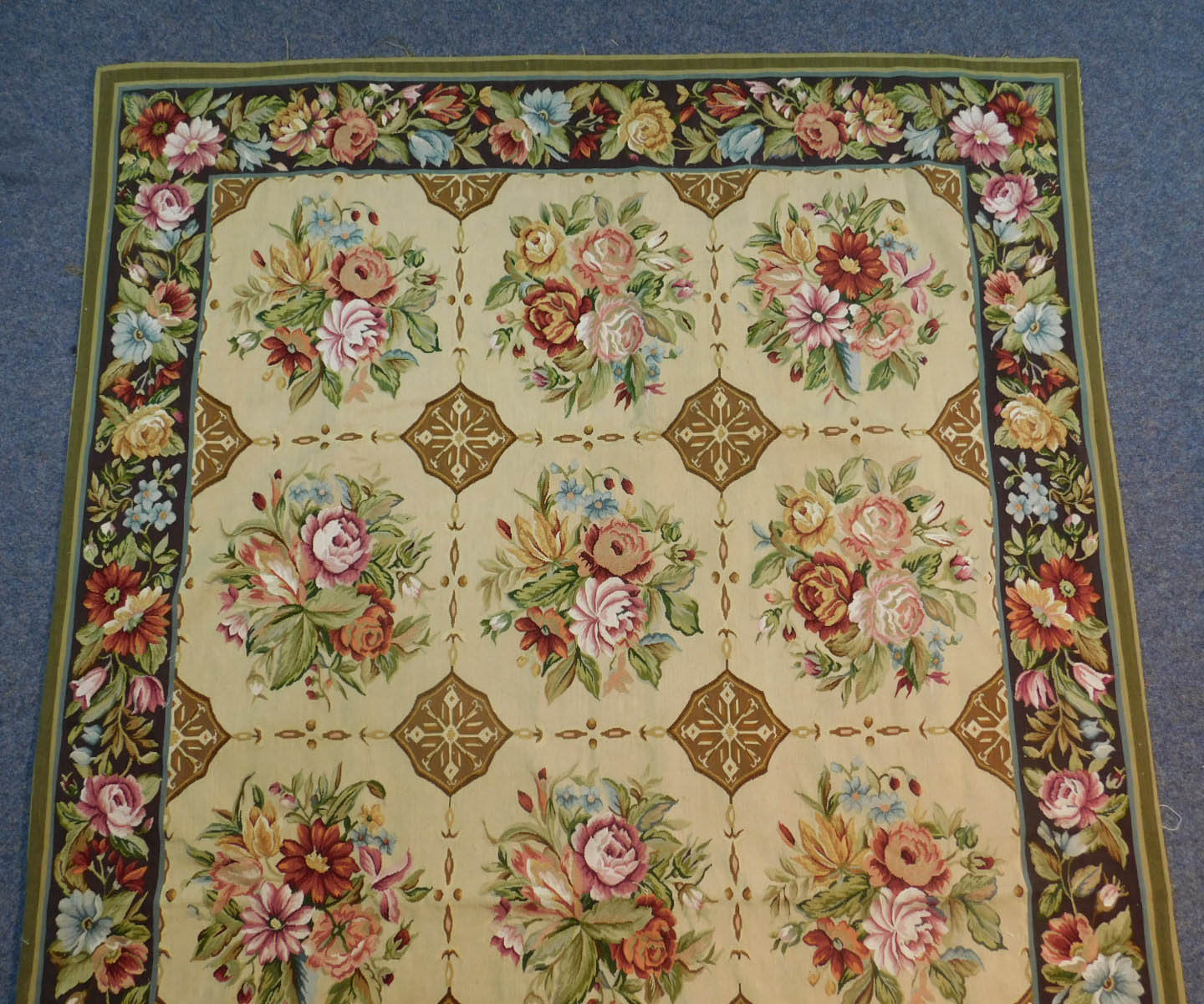 Teppich in Aubusson Technik und Louis XVI Stil. - Image 3 of 6