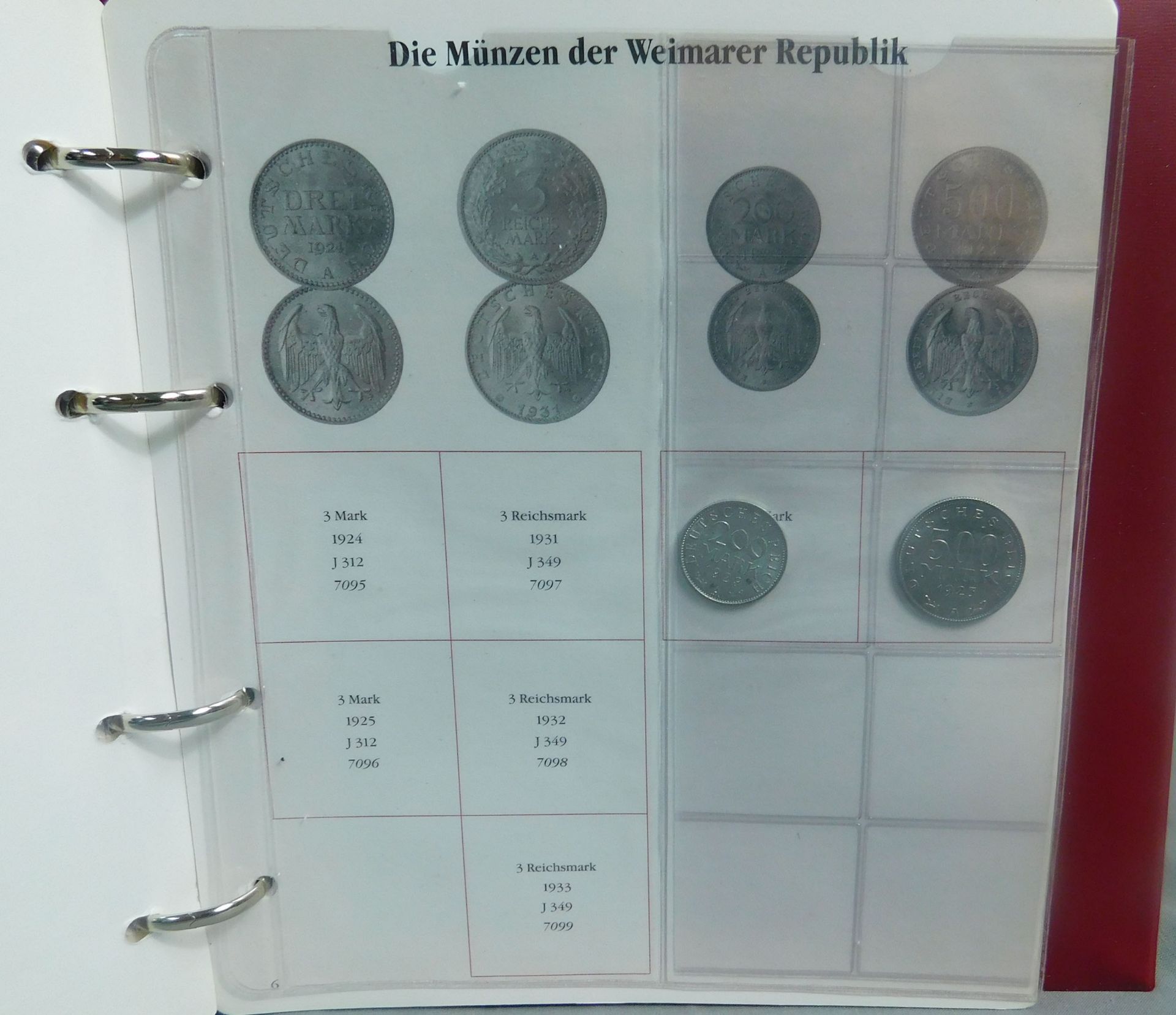 Münzalbum. Mit diversen kleinen Münzen. Weimarer Republik. - Bild 10 aus 16