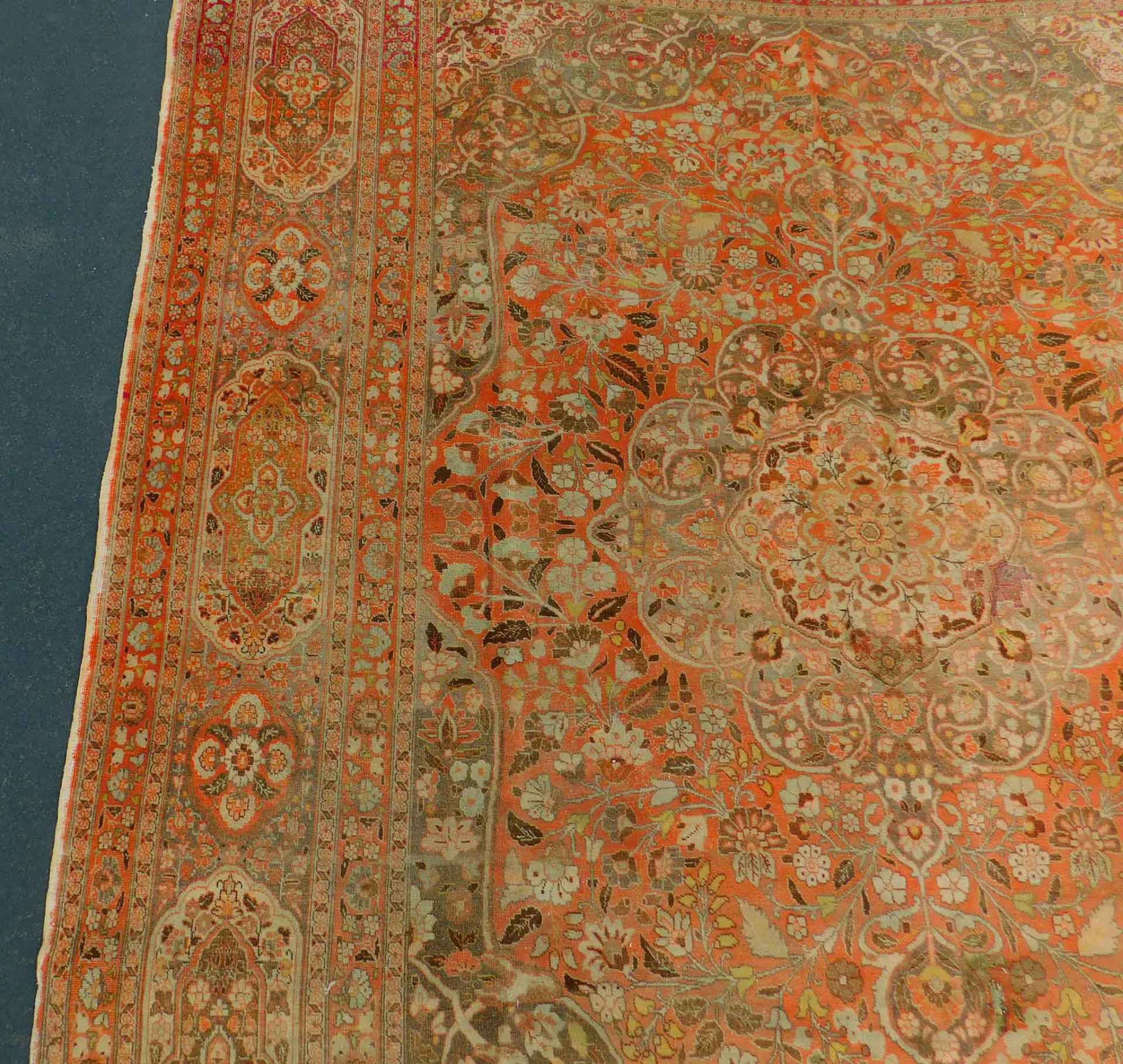Täbris "Hadj Jalili" Teppich. Antik. - Bild 4 aus 14