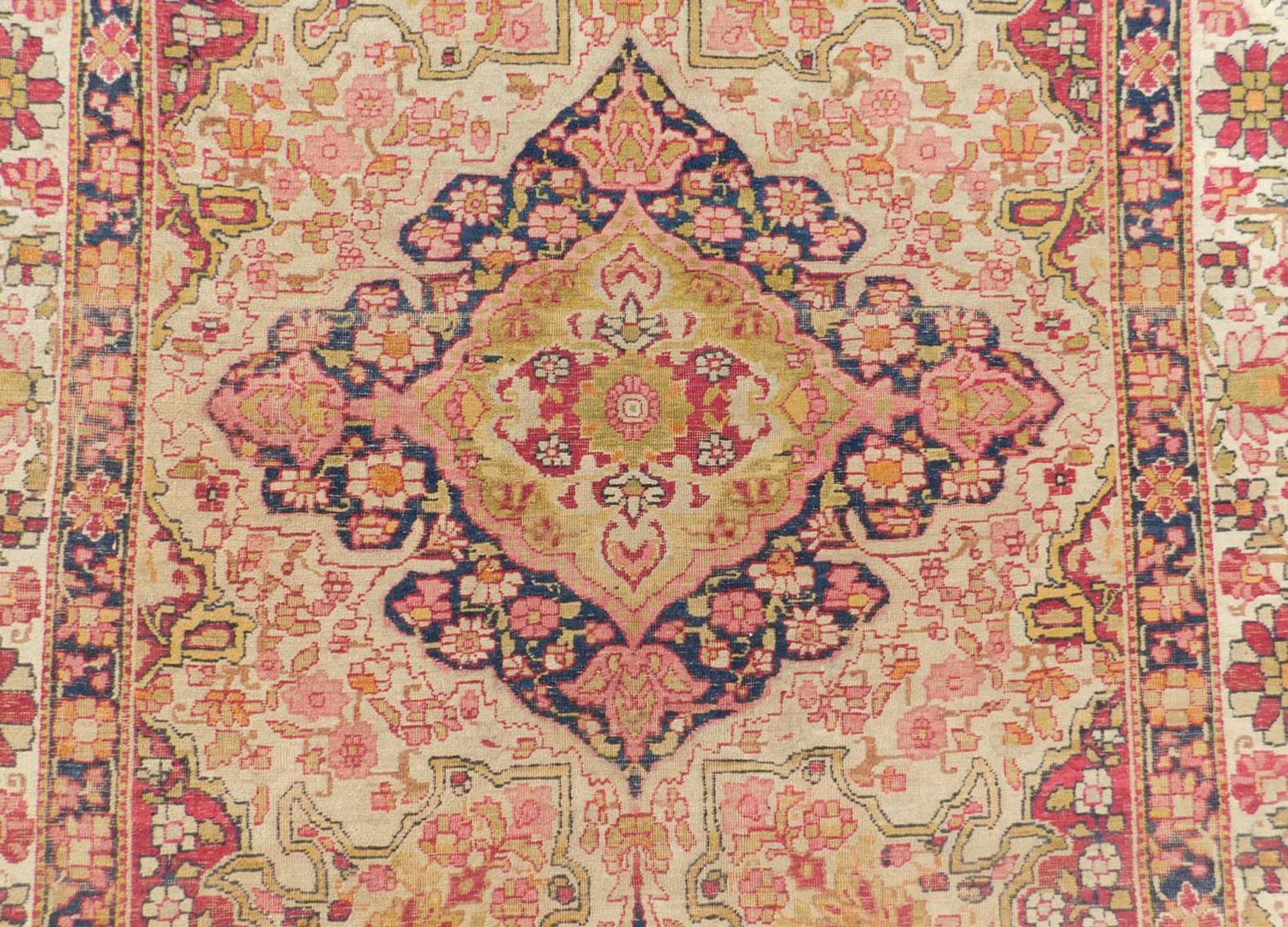 Kirman Laver Teppich. Antik. - Bild 4 aus 8