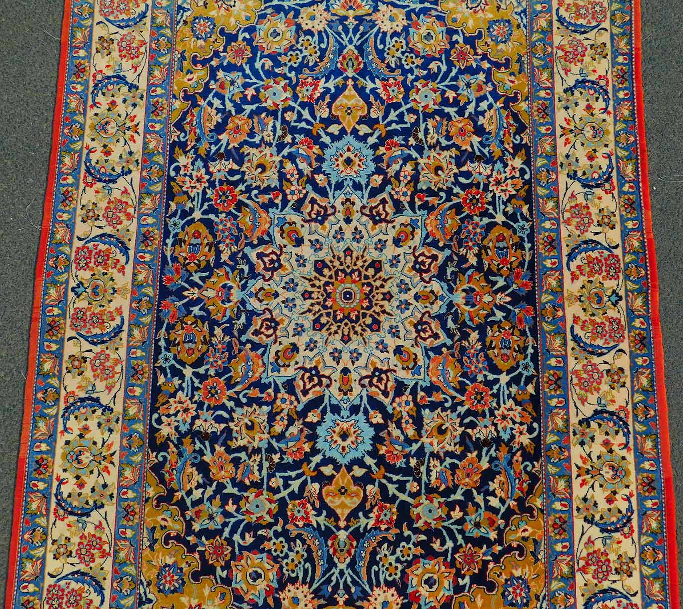 Isfahan Teppich. Extrem feine Knüpfung. - Image 3 of 6