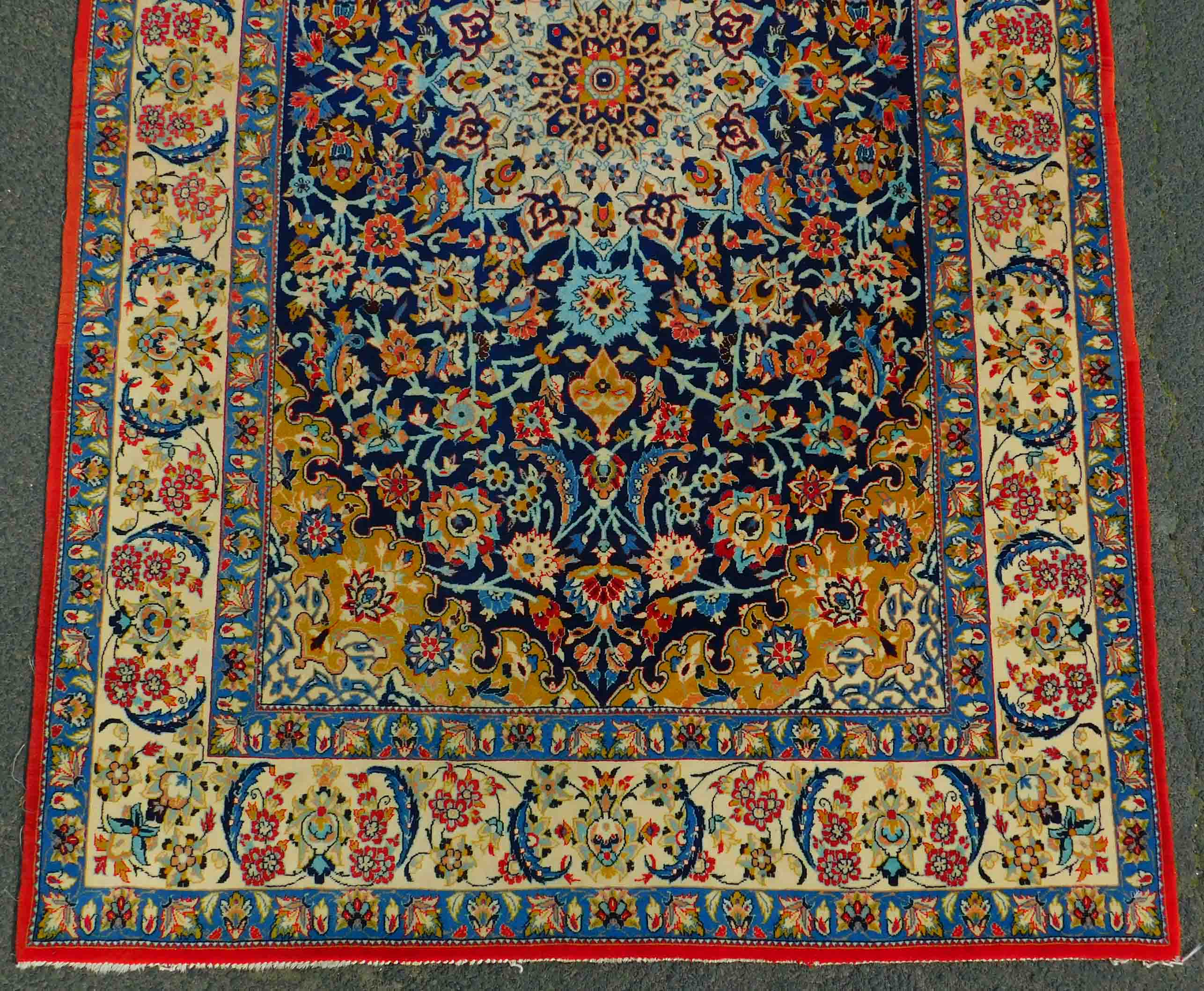 Isfahan Teppich. Extrem feine Knüpfung. - Image 2 of 6