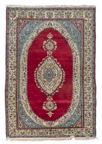 KIRMAN CARPET FIRST HALF 20TH CENTURY