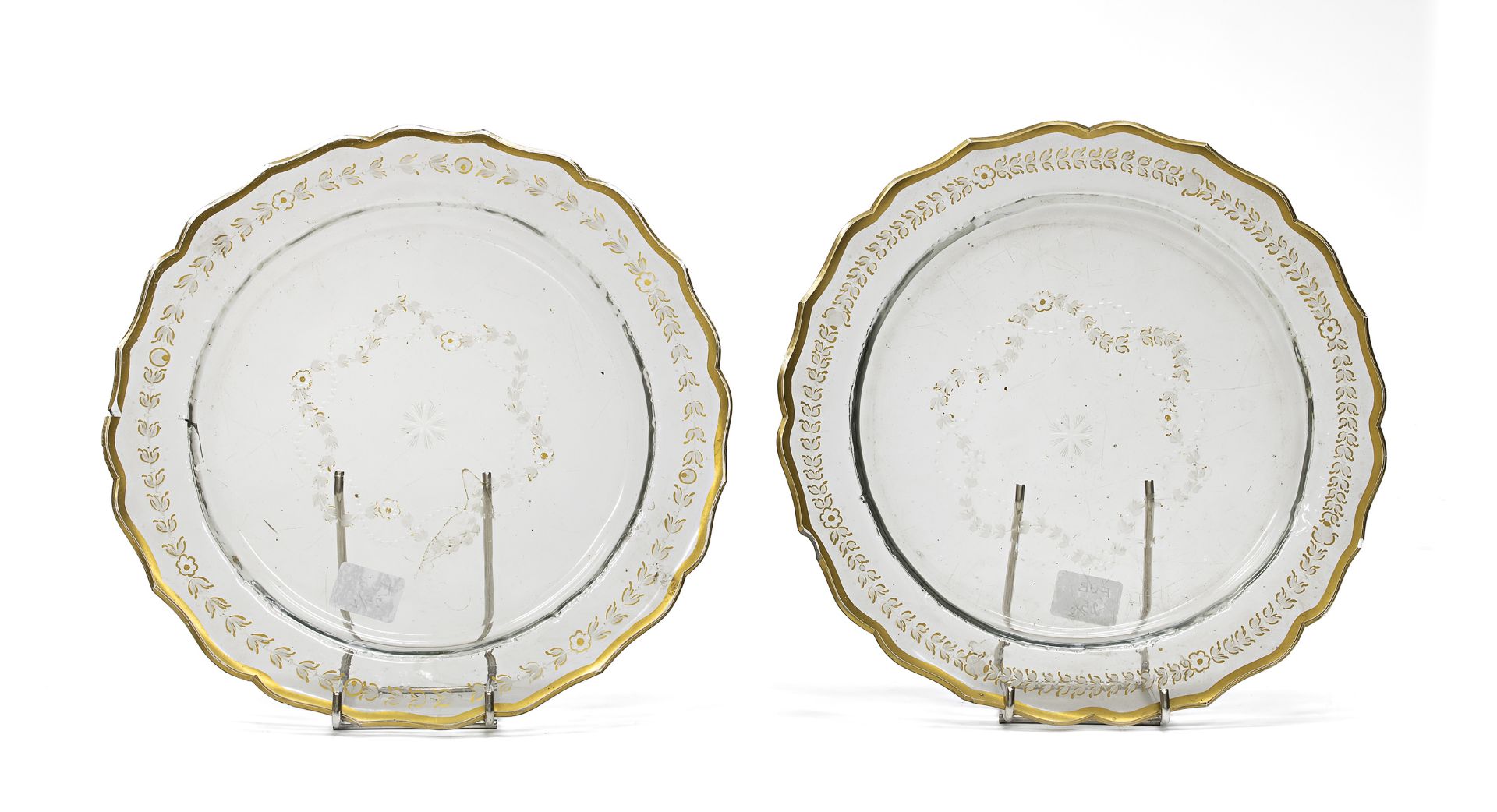 PAIR OF BLOWN GLASS PLATES EARLY 20TH CENTURY