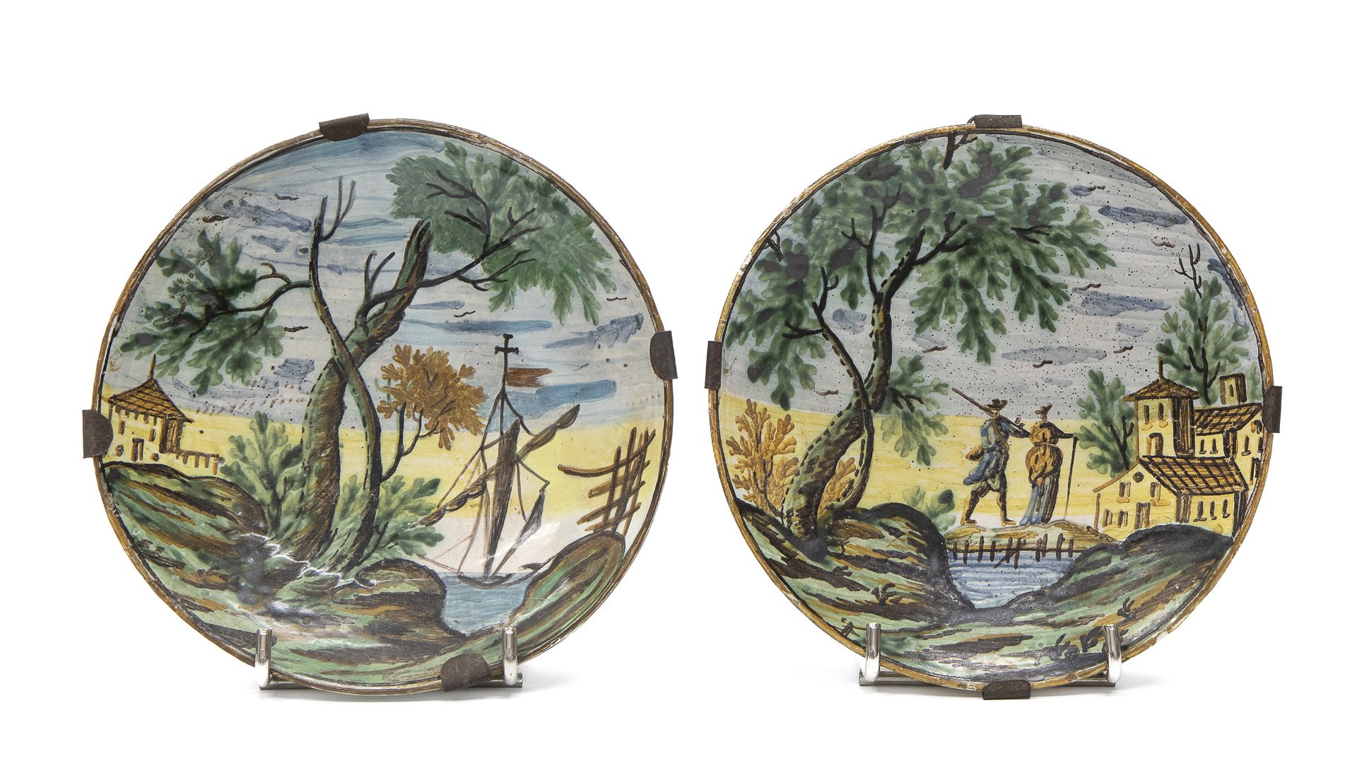 PAIR OF MAIOLICA SAUCERS ROMAN CASTLES OF THE GRUE EARLY 18TH CENTURY