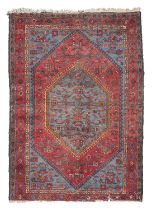 HAMADAN CARPET EARLY 20TH CENTURY