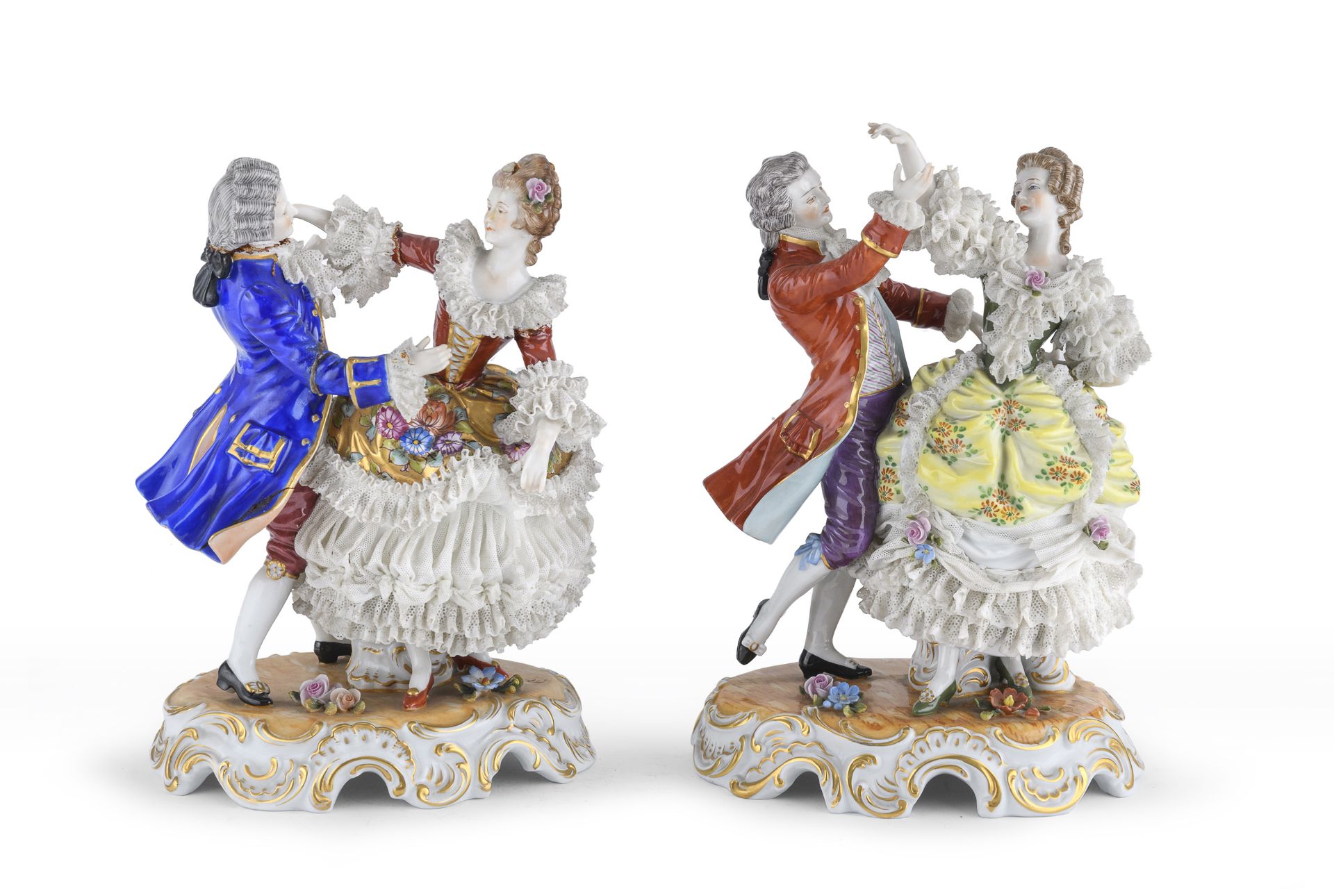 PAIR OF PORCELAIN GROUPS GINORI END OF THE 19TH CENTURY