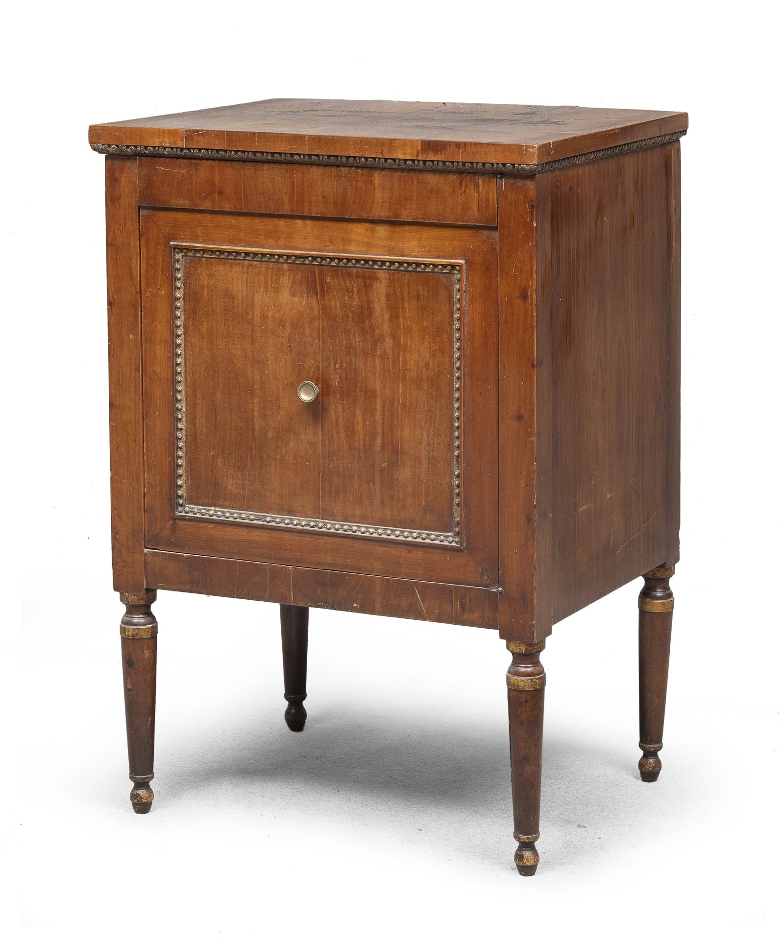 CHERRY WOOD BEDSIDE TABLE FIRST HALF OF THE 19TH CENTURY