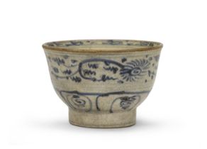 A VIETNAMESE ENAMELED AND GLAZED CERAMIC BOWL. 16TH - 17TH CENTURY.