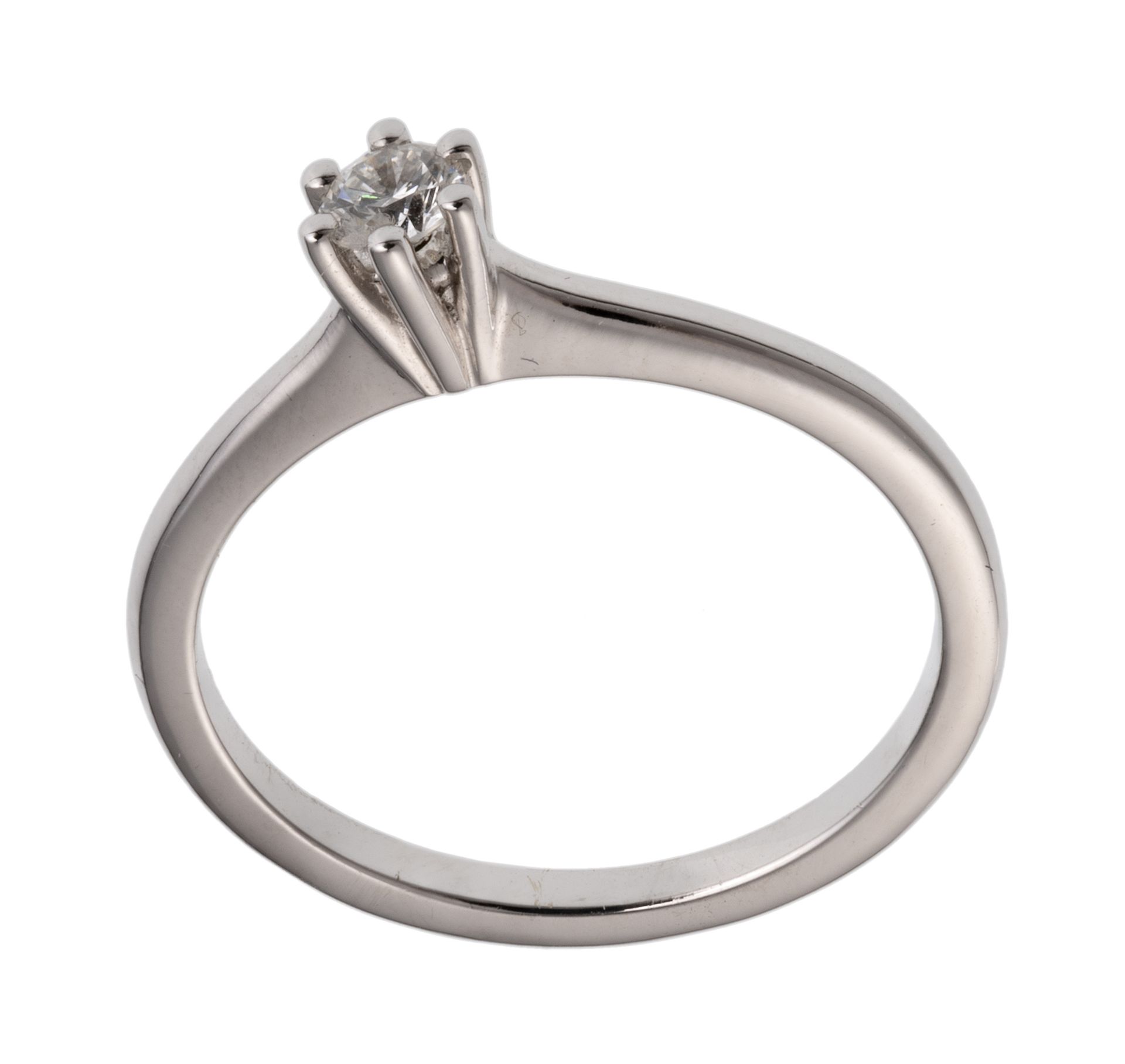 WHITE GOLD SOLITAIRE RING WITH CENTRAL DIAMOND