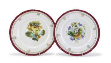 PAIR OF PORCELAIN PLATES END OF THE 19TH CENTURY