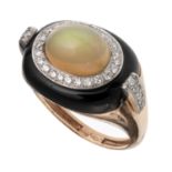 GOLD RING <WITH CENTRAL ONYX AND DIAMONDS