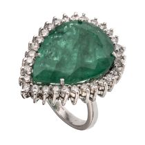 WHITE GOLD RING WITH CENTRAL EMERALD AND DIAMONDS
