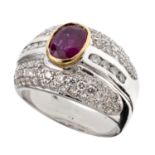 WHITE GOLD RING WITH CENTRAL RUBY AND DIAMONDS