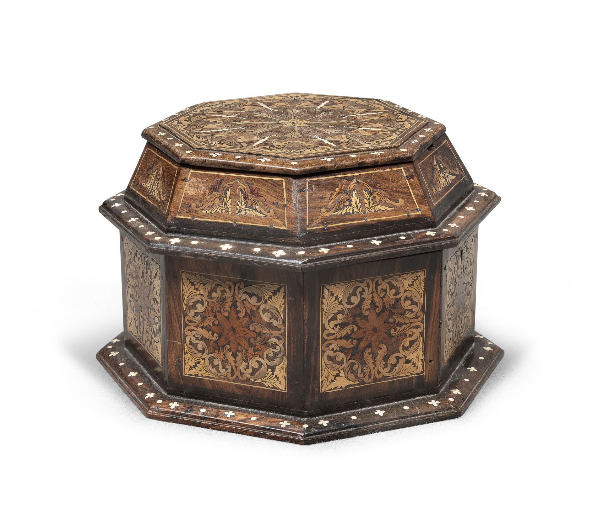 RARE WALNUT JEWELRY BOX 18TH CENTURY