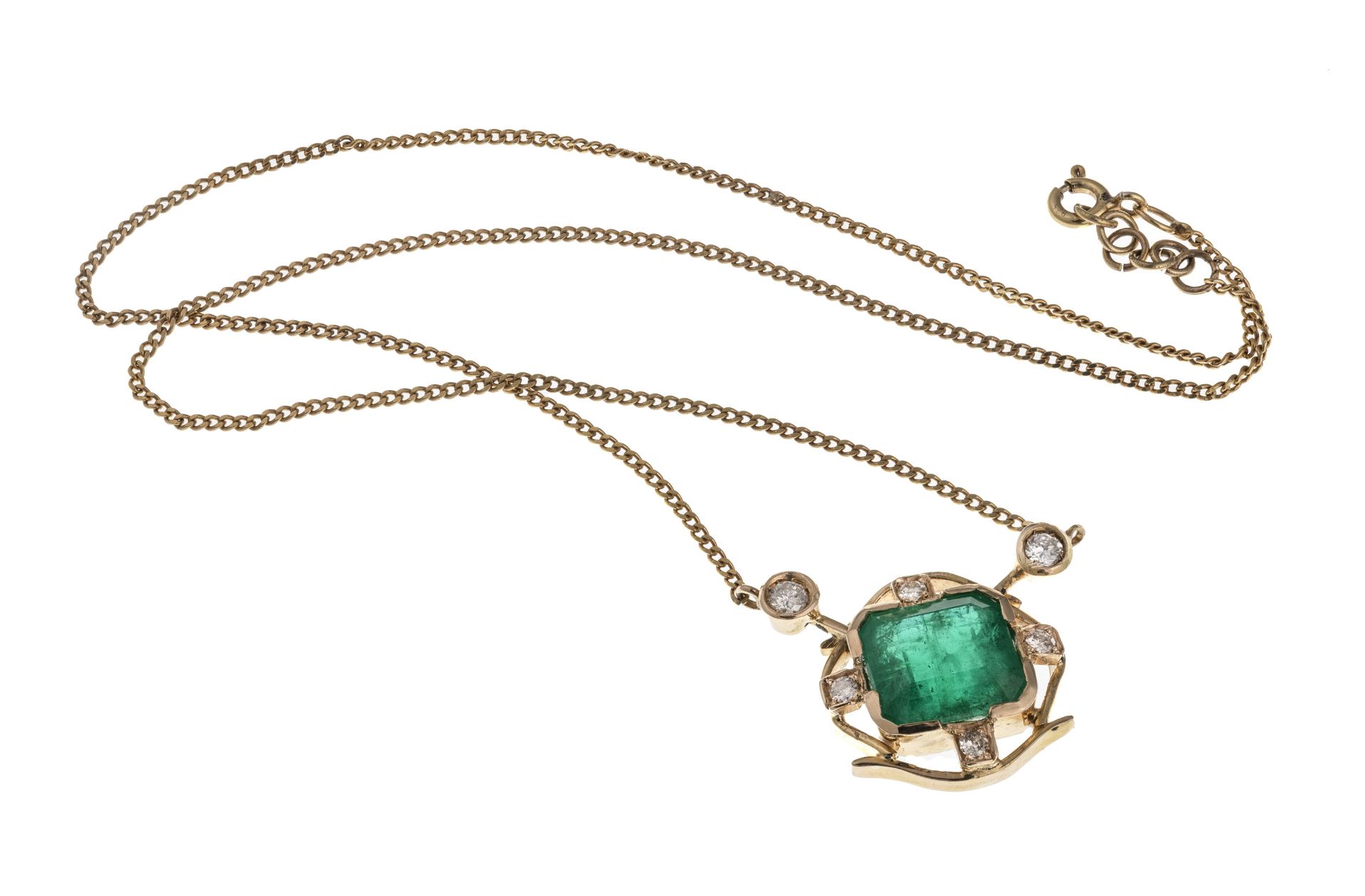 GOLD NECKLACE WITH EMERALD AND DIAMONDS