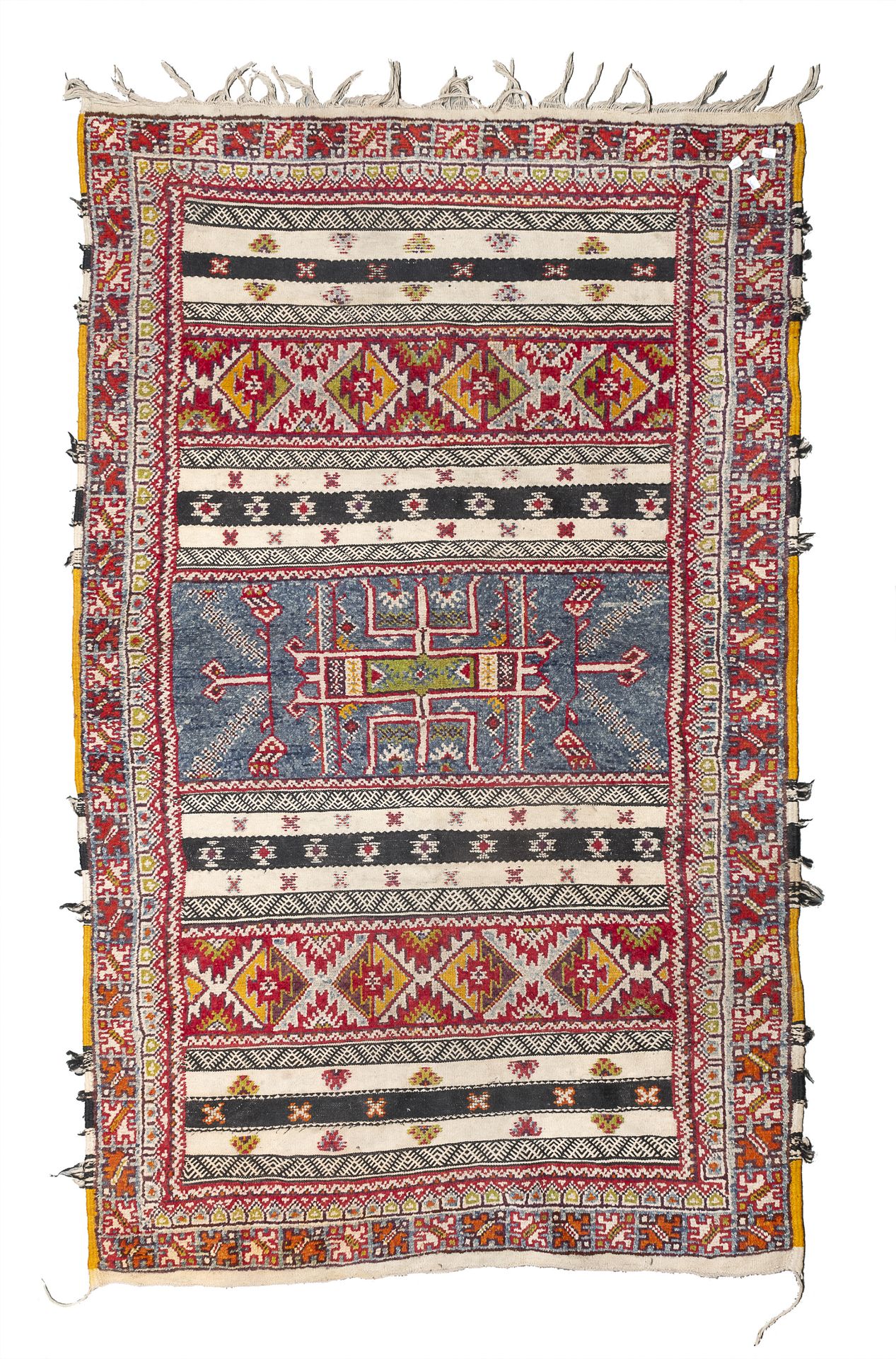 PERSIAN SHAHSAVAN CARPET EARLY 20TH CENTURY