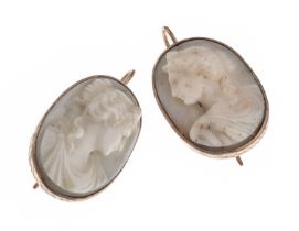 GOLD EARRINGS WITH CARVED CORALS