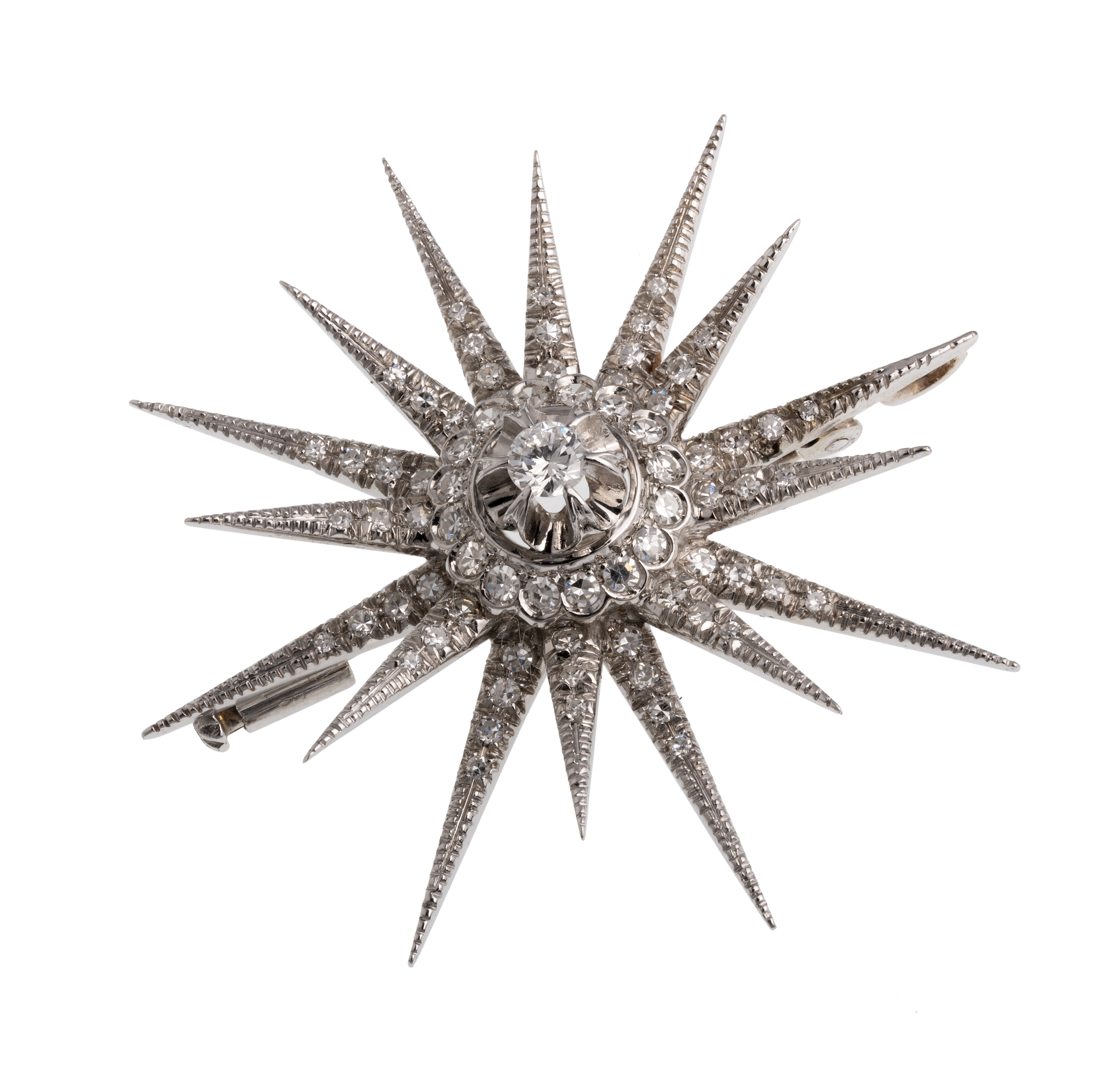 WHITE GOLD BROOCH WITH DIAMONDS