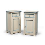 PAIR OF LACQUERED WOOD BEDSIDE TABLES 20TH CENTURY