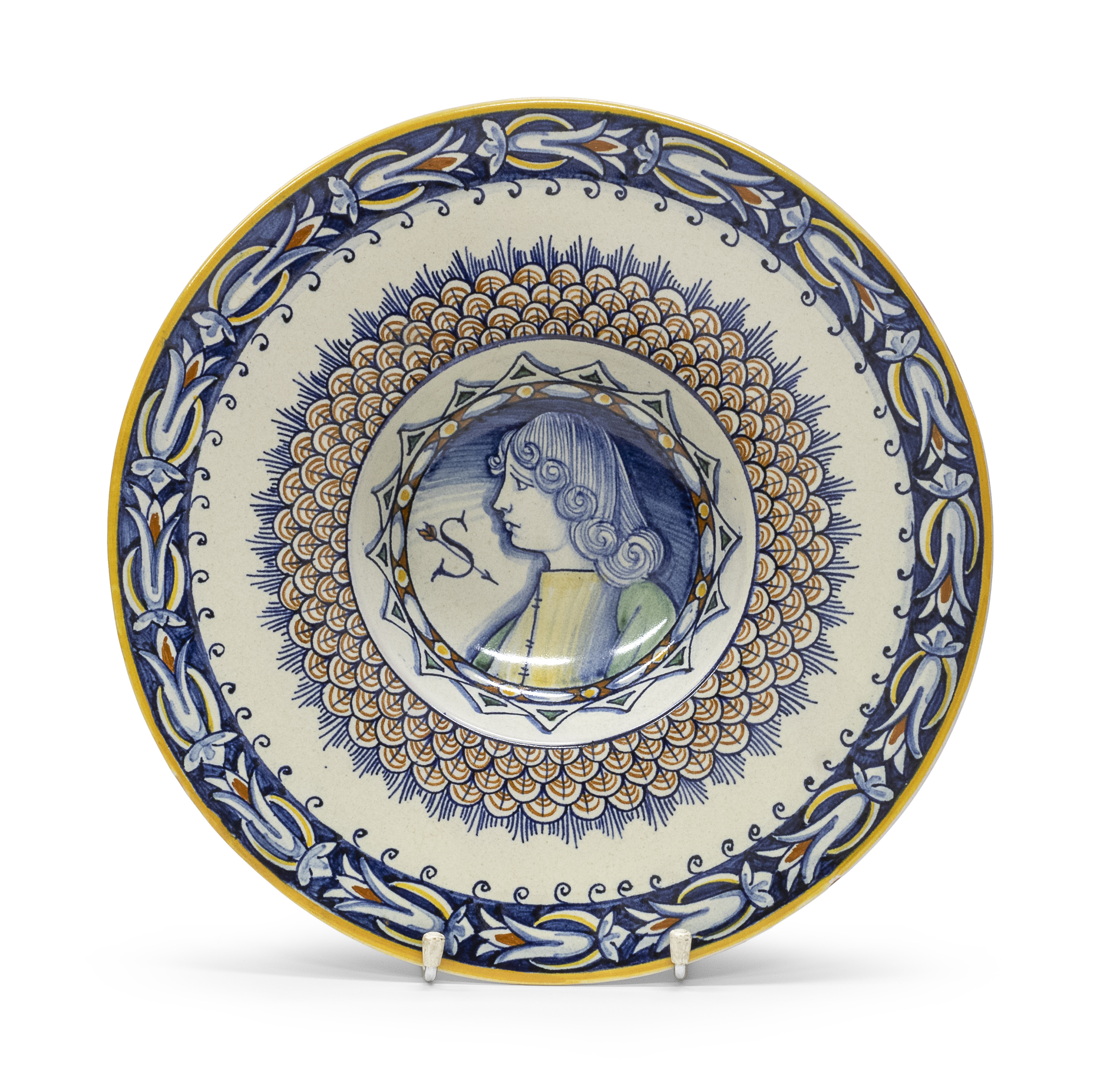 CERAMIC PLATE RENAISSANCE STYLE 20TH CENTURY