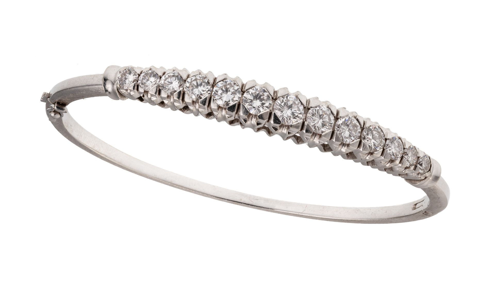 WHITE GOLD BANGLE WITH DIAMONDS