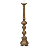 GILTWOOD FLOOR CANDLESTICK 18TH CENTURY