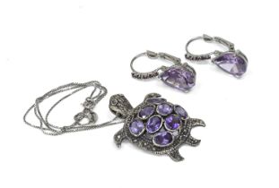 SET OF SILVER NECKLACE AND EARRINGS WITH AMETHYSTS