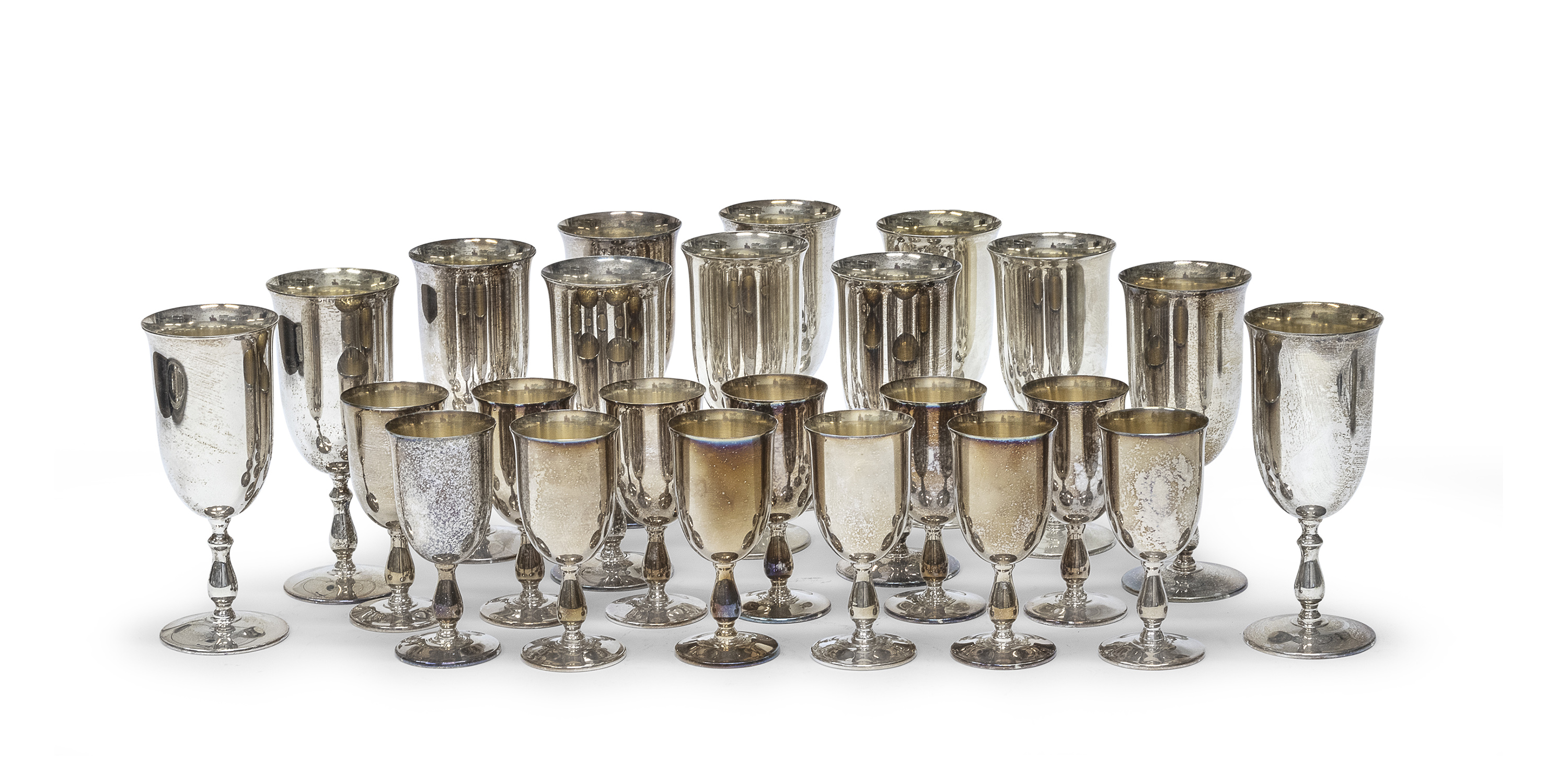 SET OF SILVER BEAKERS ALESSANDRIA END OF THE 20TH CENTURY