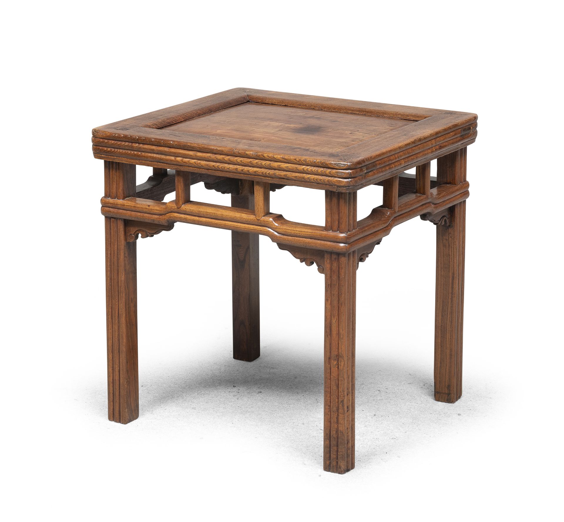A MALAYSIAN WOOD LOW TABLE. 20TH CENTURY.