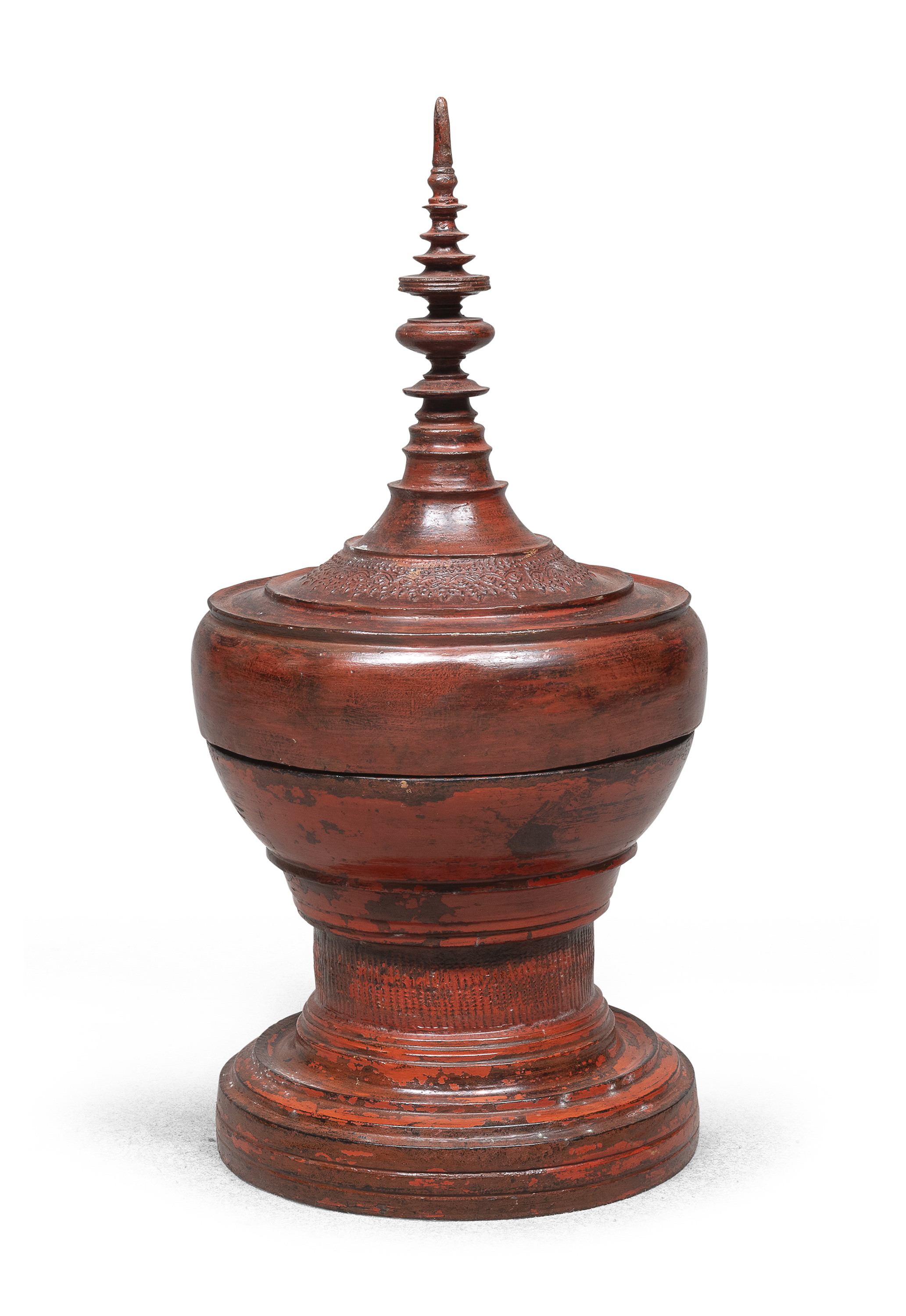 A BURMA RED LAQUER WOOD STUPA. EARLY 20TH CENTURY.