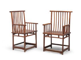 A PAIR OF CHINESE ROSE WOOD ARMCHAIRS. 20TH CENTURY.