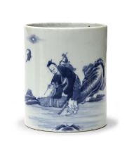 A CHINESE WHITE AND BLUE PORCELAIN BRUSH HOLDER. QING PERIOD END 19TH CENTURY.