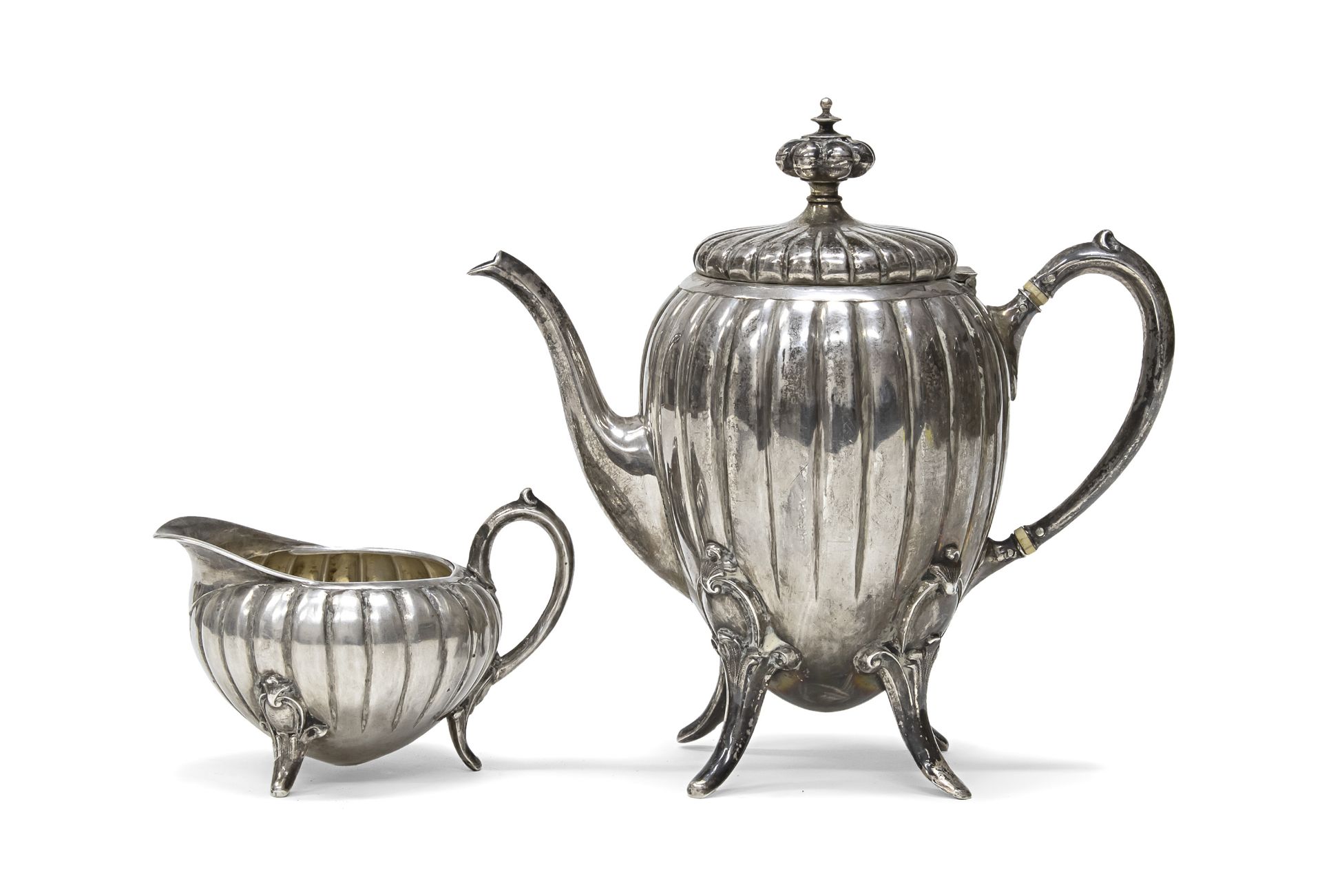 SILVER TEAPOT AND MILK JUG GERMAN EARLY 20TH CENTURY