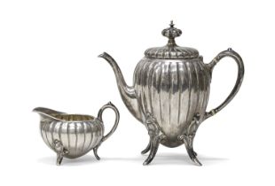 SILVER TEAPOT AND MILK JUG GERMAN EARLY 20TH CENTURY