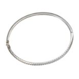 WHITE GOLD BANGLE WITH DIAMOND PAVÉ