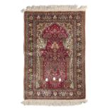 MIGNON PRAYER RUG MASHED FIRST HALF OF THE 20TH CENTURY