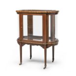 SMALL MAHOGANY DISPLAY CABINET ENGLAND END OF THE 19TH CENTURY