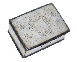 A 19th century mother of pearl trinket box, with engraved decoration and white metal fittings, 6.5