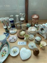 Pot lids, miniature and odd china