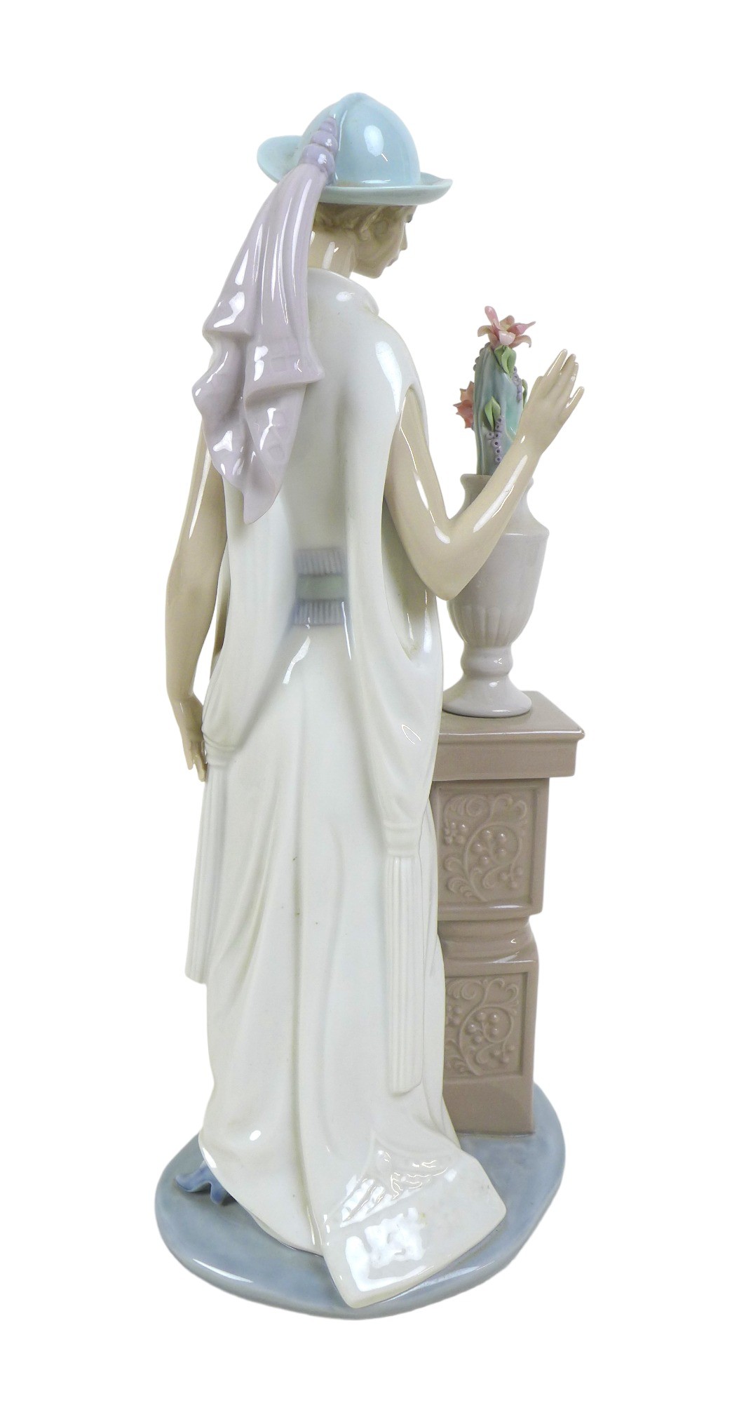 Three 1920s style Lladro lady figurines, comprising 'Lady Grand Casino', #5175, 34.5cm high; ' - Image 7 of 14