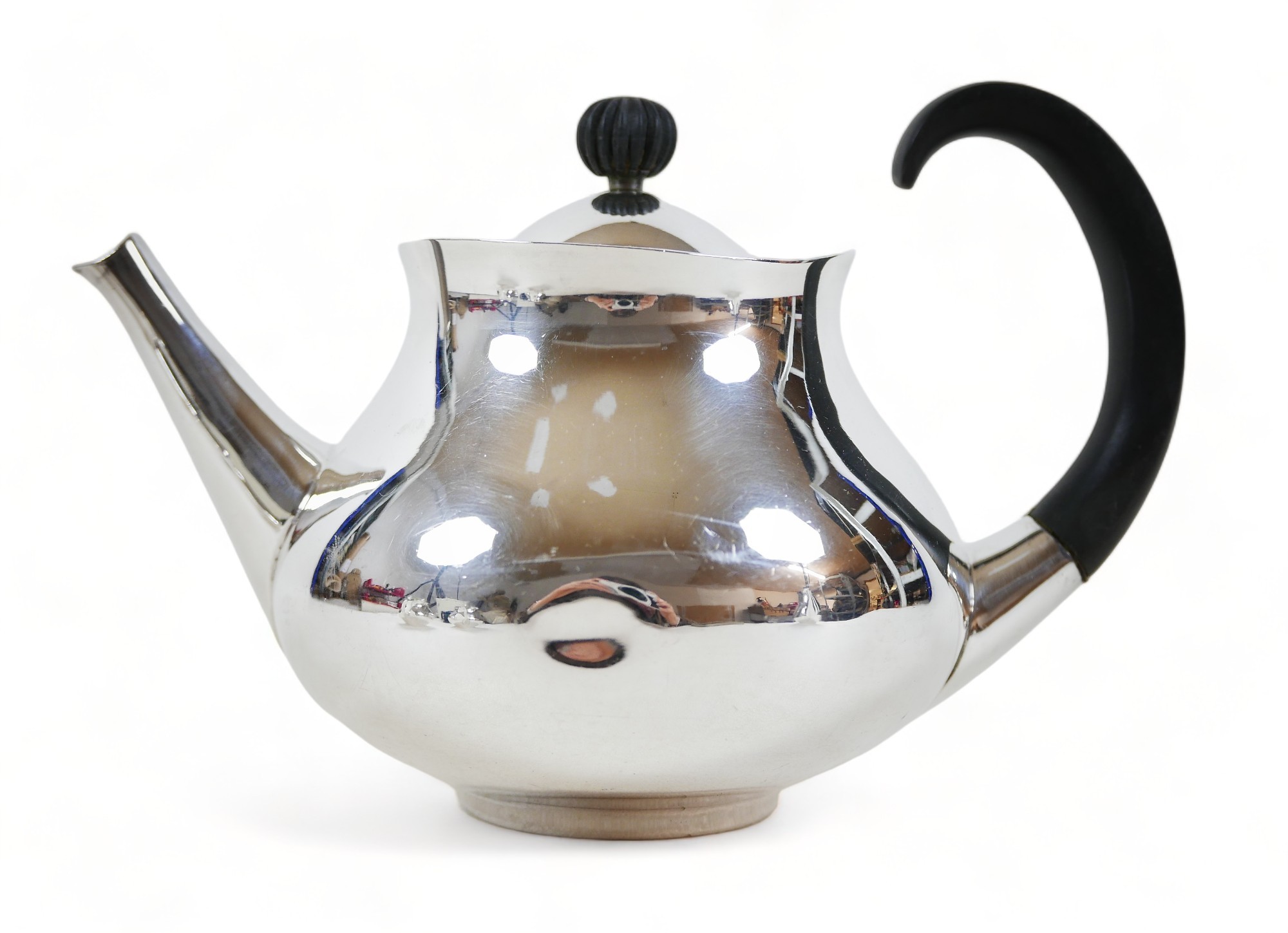 Eric Clements designed Mappin & Webb silver plated tea set, comprising a tea pot, 15cm high, - Image 4 of 9