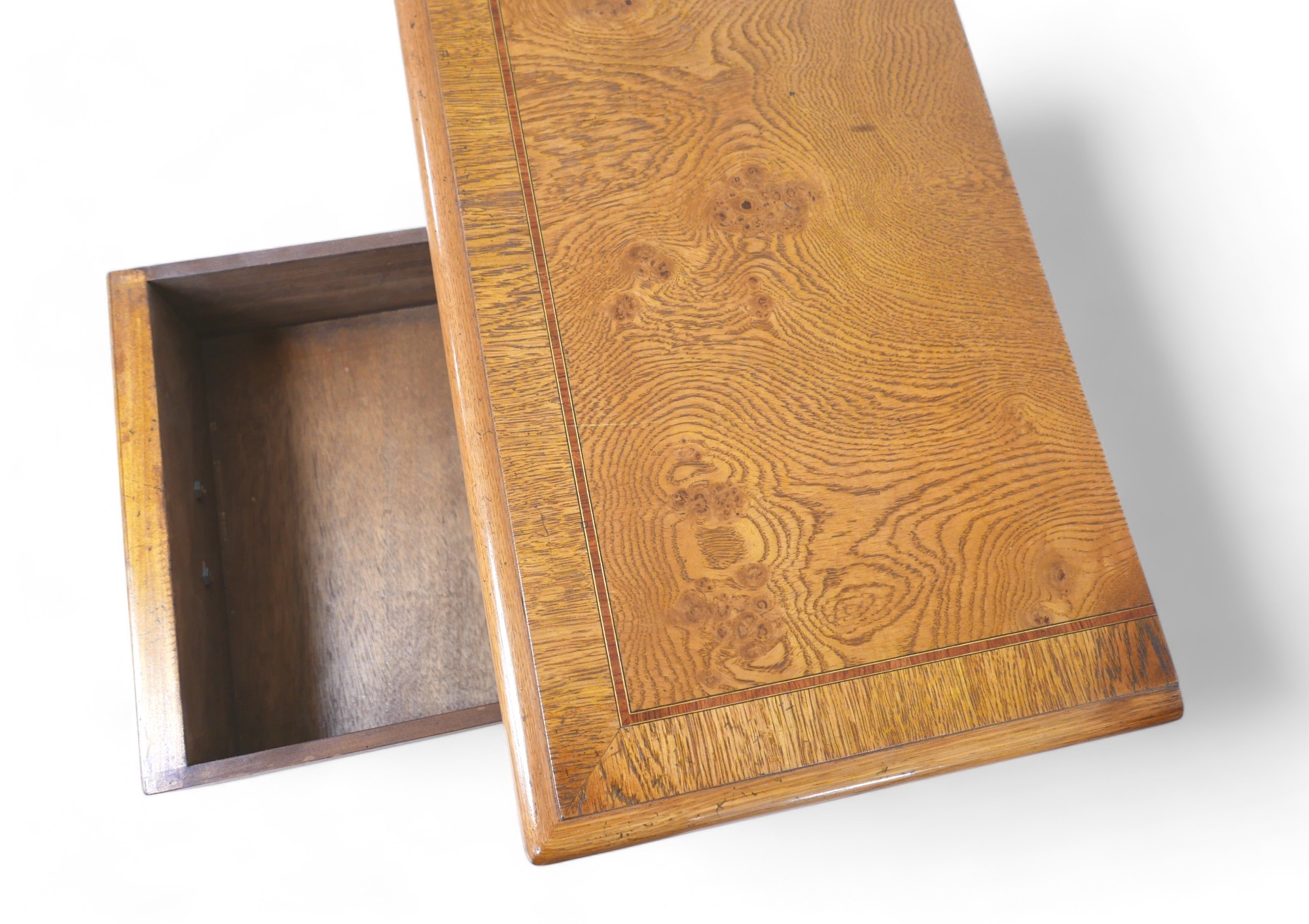 A new burr oak four drawer side/hall table, 126cm by 32cm by 77cm. Made by a cabinet maker to a high - Image 6 of 9