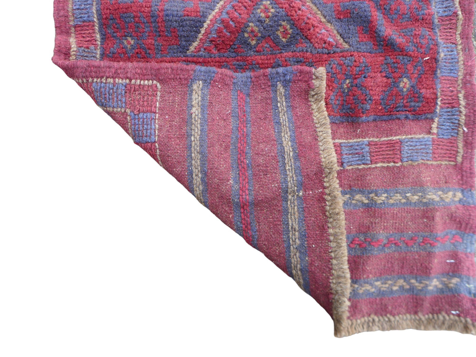 Red and blue geometric 100% hand knotted woollen runner rug, 240 by 60cm. - Image 2 of 3