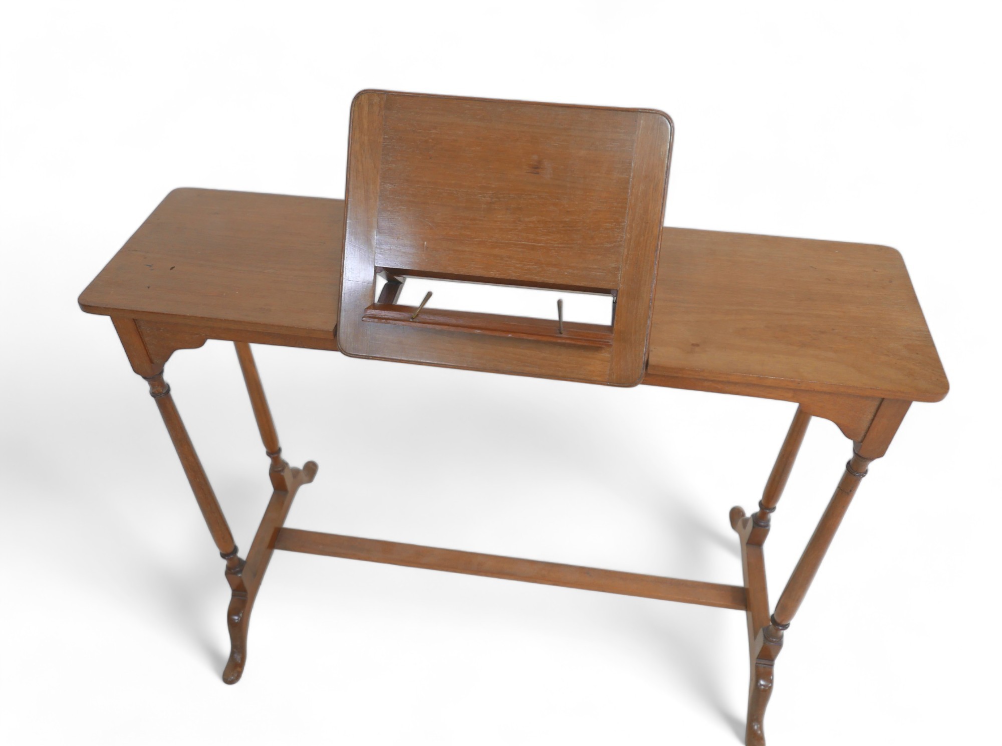 An early 1900s mahogany library reading table with a folding bookrest 93.5 by 46.5 by 68.5cm tall. - Image 9 of 11