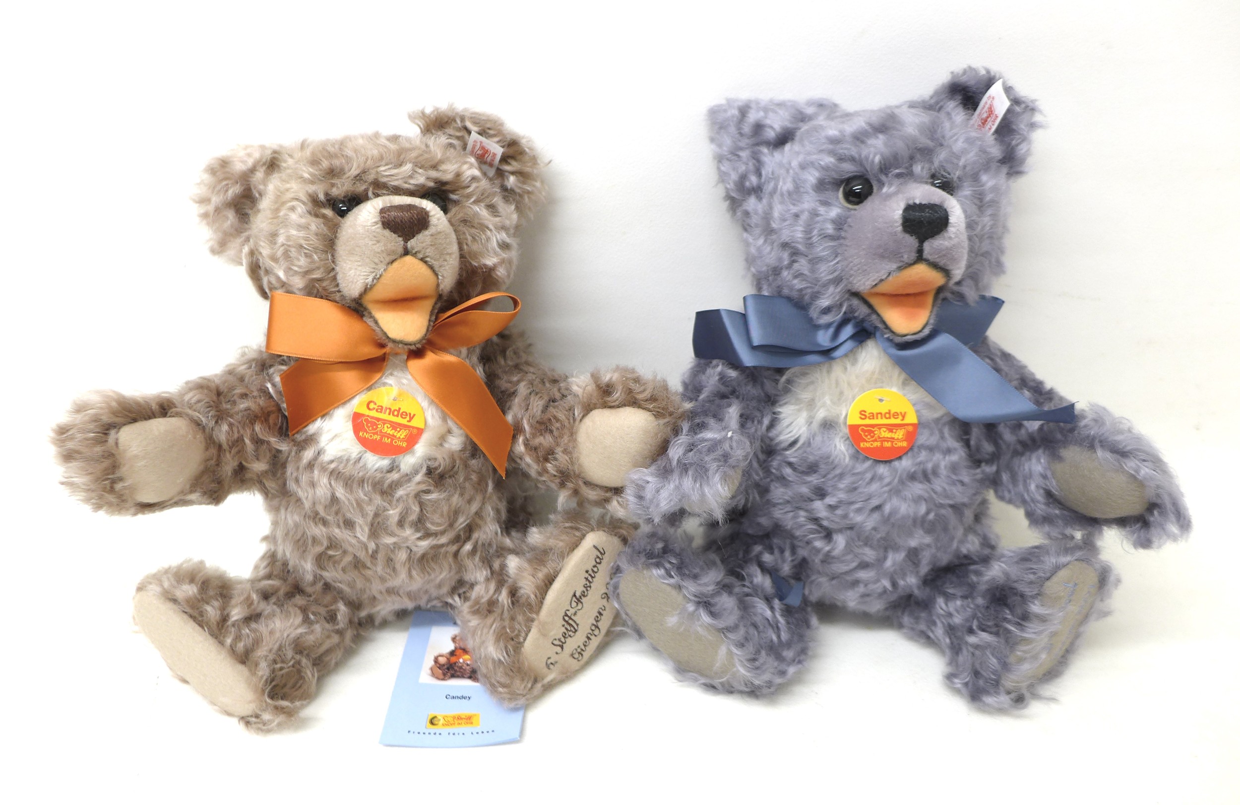 Pair of Steiff Festival Bears, Sandey is a grey/blue mohair, posable five jointed 5th festival bear, - Image 3 of 11