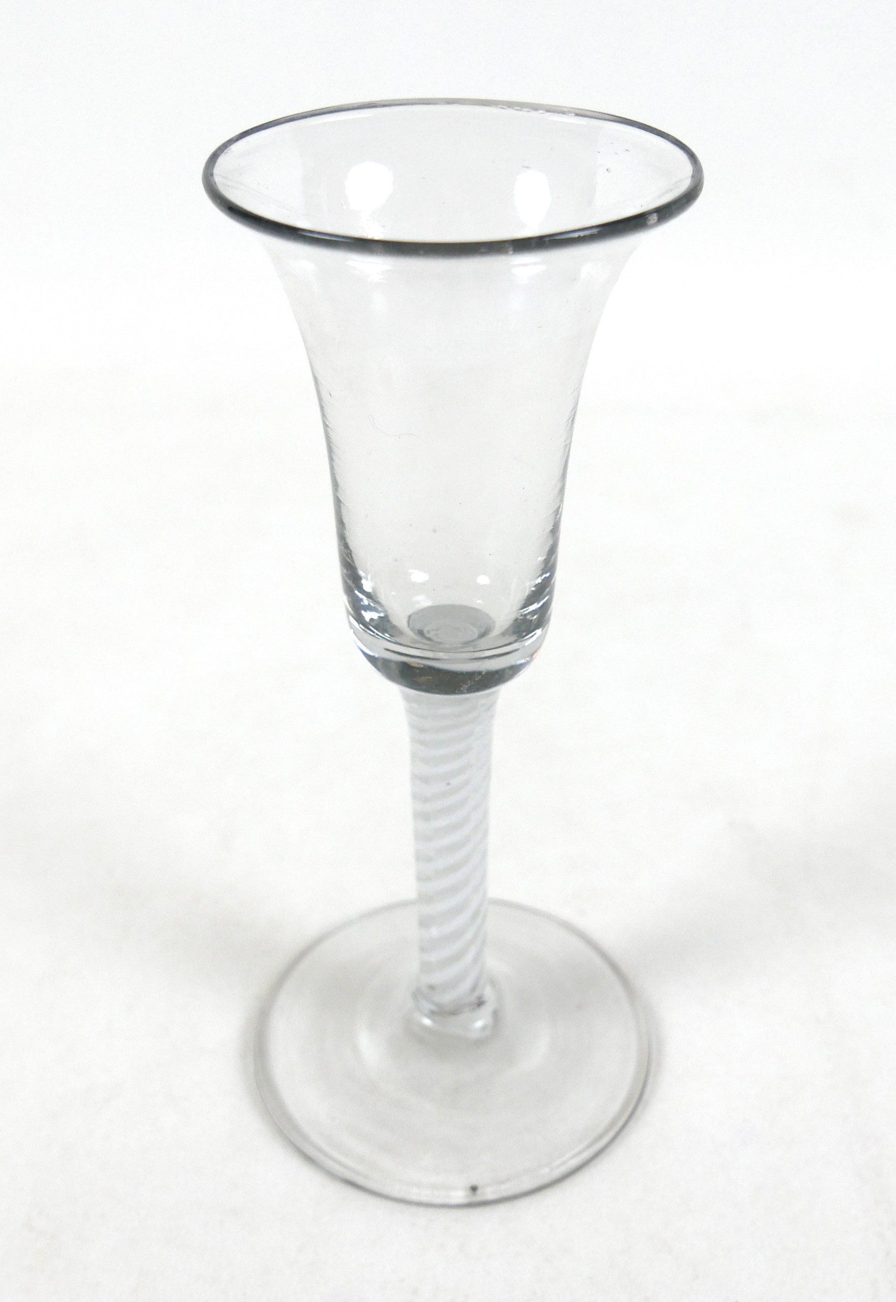 An 18th century air twist cordial glass 16cm In good condition. - Image 2 of 9