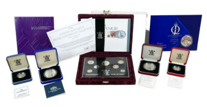 A collection of silver coins and coin sets, comprising 1996 UK Silver Anniversary Collection, 7-coin