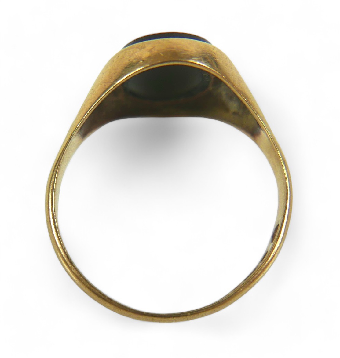 Two 9ct gold rings, comprising a gents signet ring set with black oval hardstone, 4g, size V, - Image 3 of 7