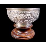 A Chinese silver bowl, circa 1900, by Luenwo, Shanghai, Canton, decorated with a pierced design of